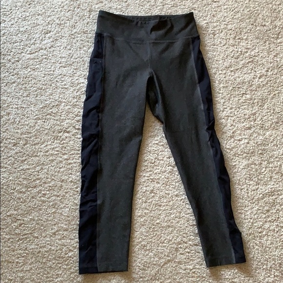 Yoga pants. Crop. - Picture 1 of 1